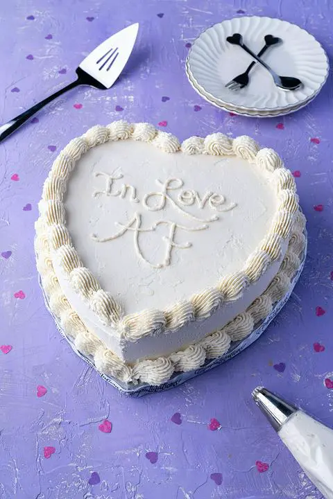 small vegan wedding cake