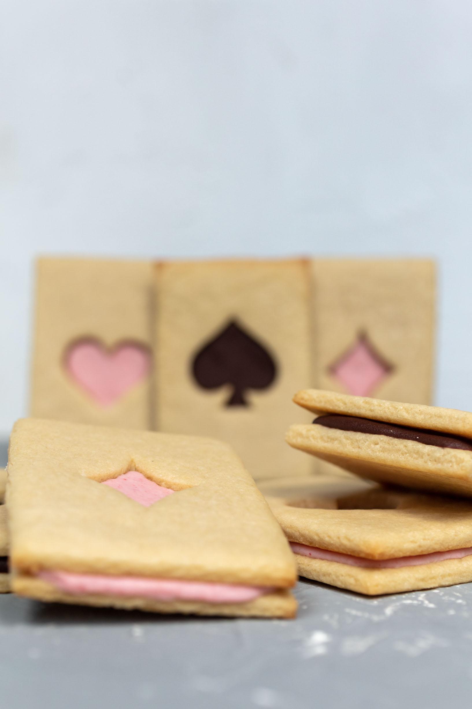 vegan sandwich cookies that look like playing cards