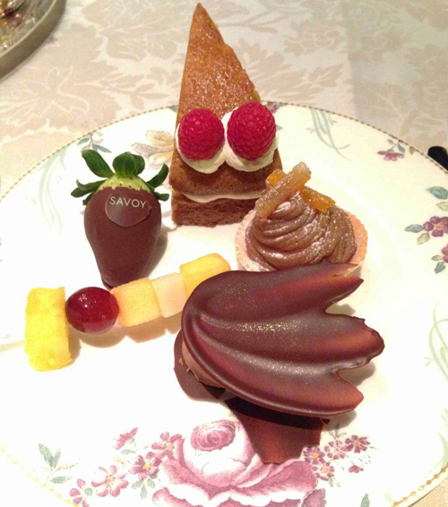 (dessert at the Savoy)