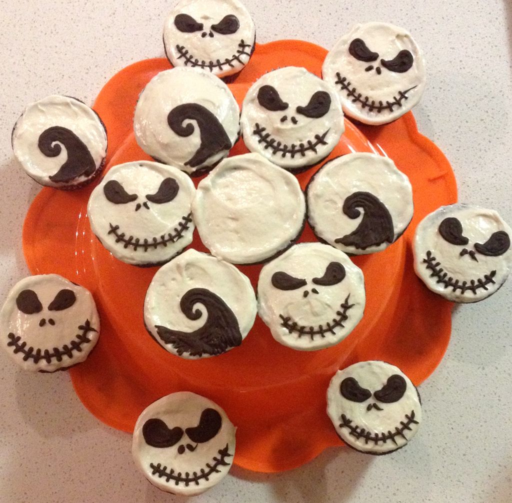 vegan Nightmare before Christmas cupcakes