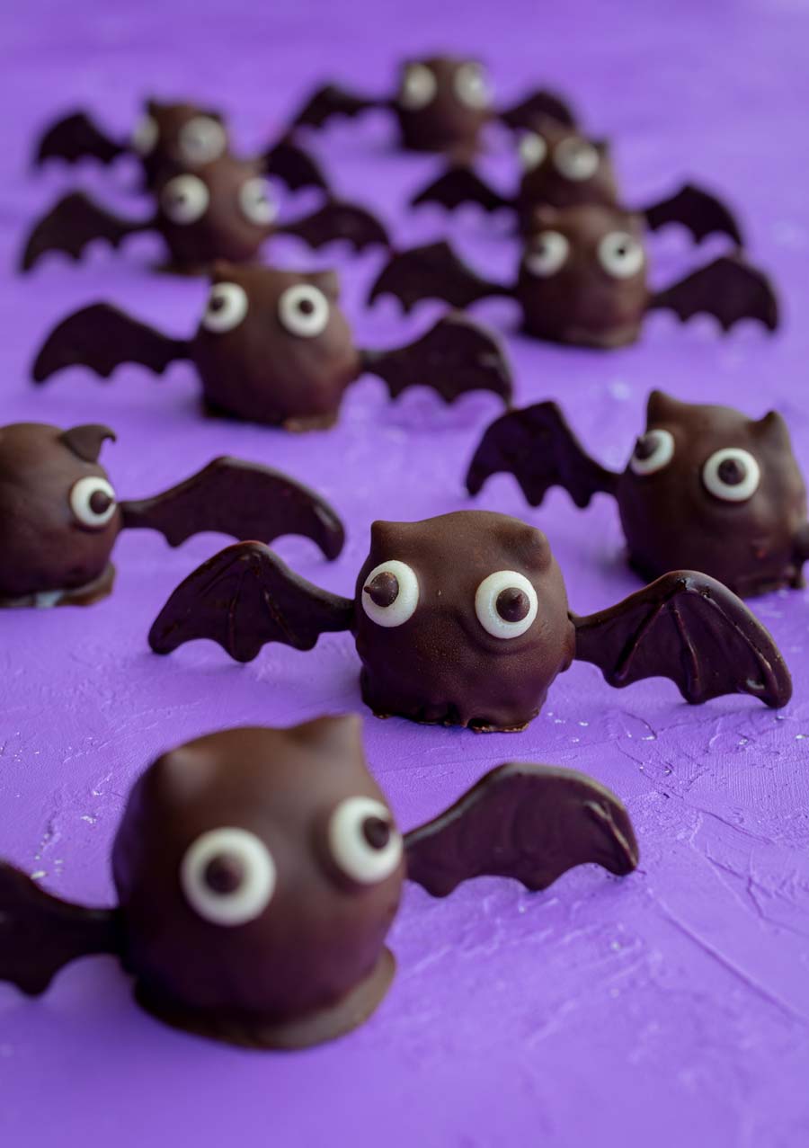 vegan halloween truffles that look like bats