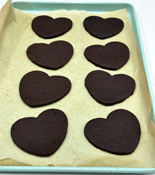 vegan goth valentine cookies