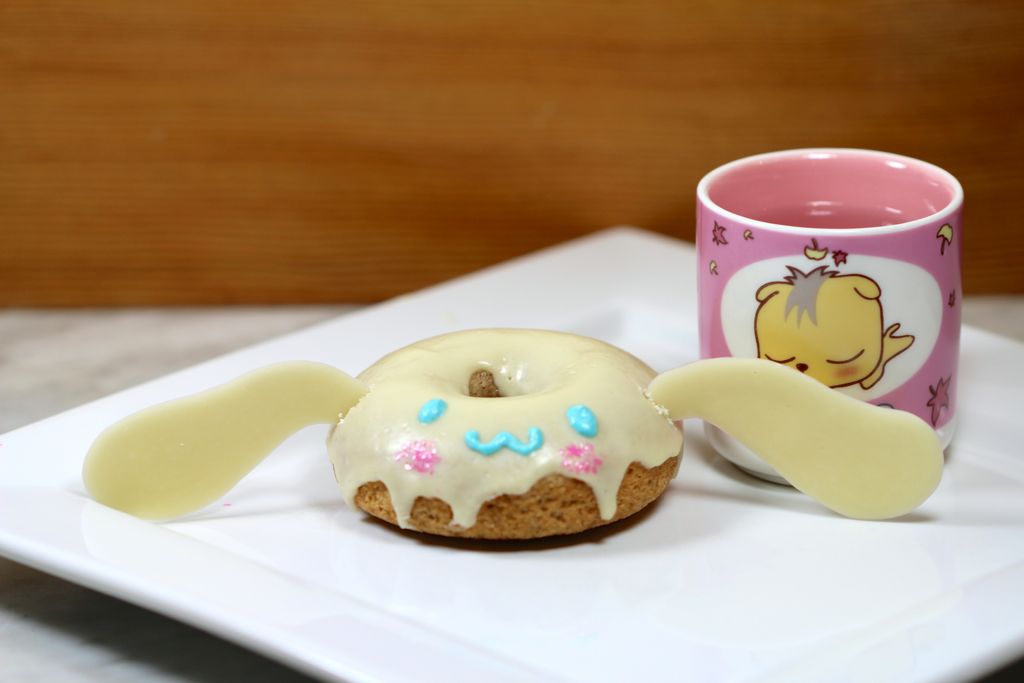 Vegan Sanrio Cinnamoroll donut