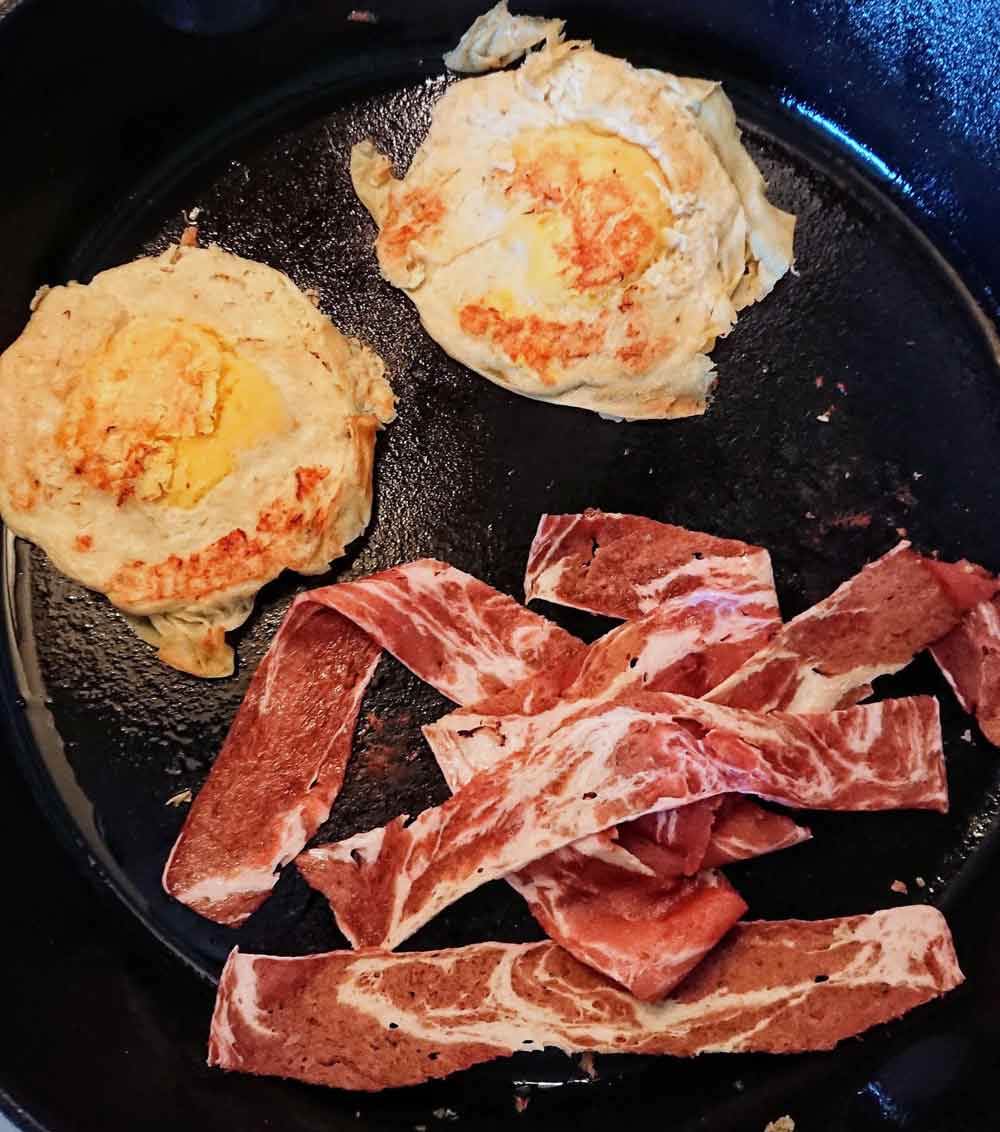vegan bacon and eggs