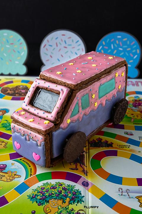 kawaii pastel gingerbread ice cream truck