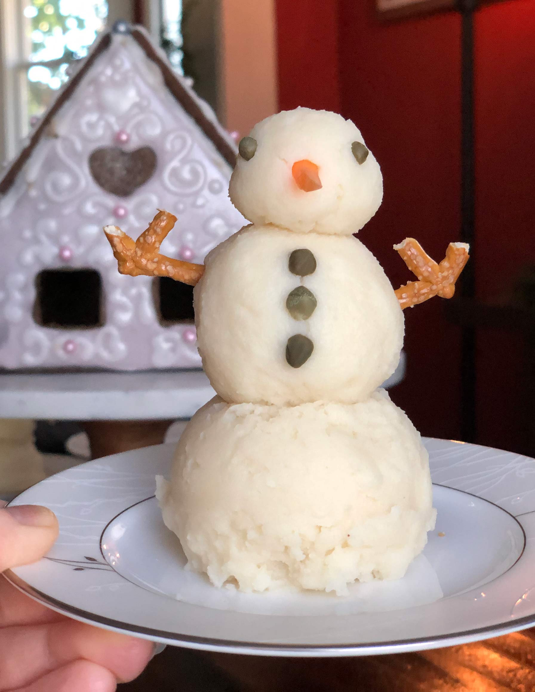 vegan mashed potato snowman