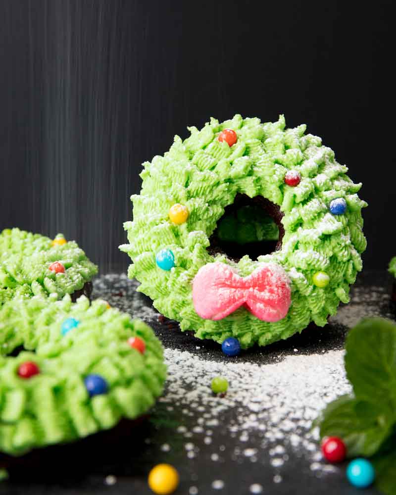 Vegan Wreath Donut Cakes