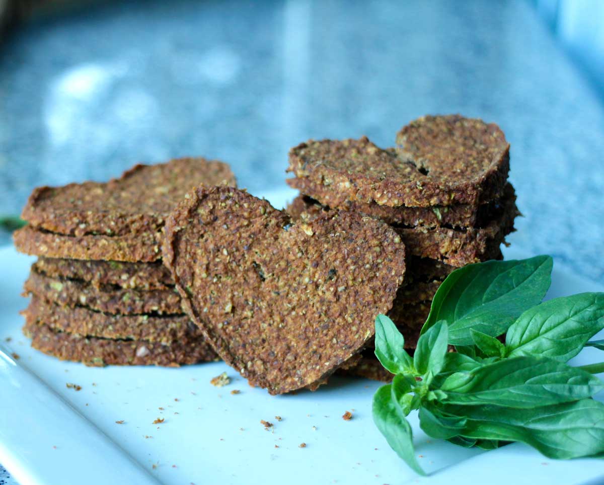 raw vegan pizza crackers