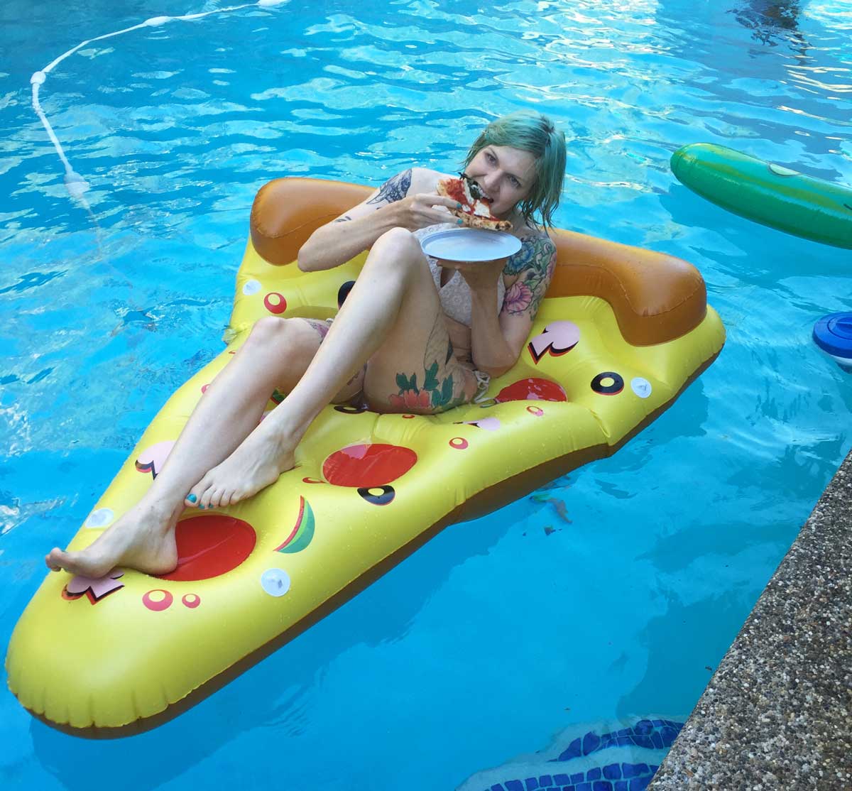 Pizza Pool Floatie