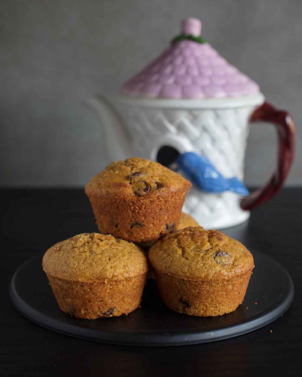 Vegan chocolate chip pumpkin muffins