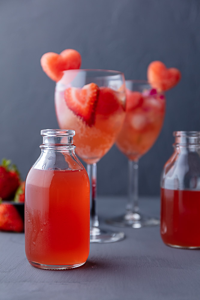 https://vegandollhouse.com/images/sangria/watermelon-syrup.jpg