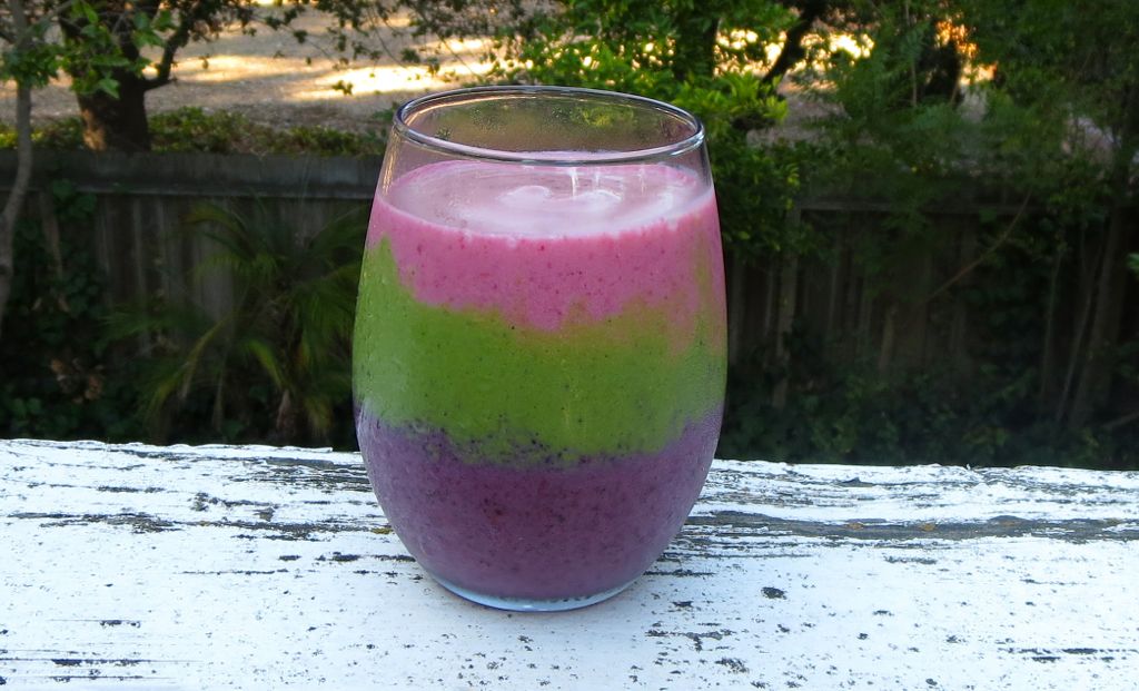 Easter in the summertime smoothie