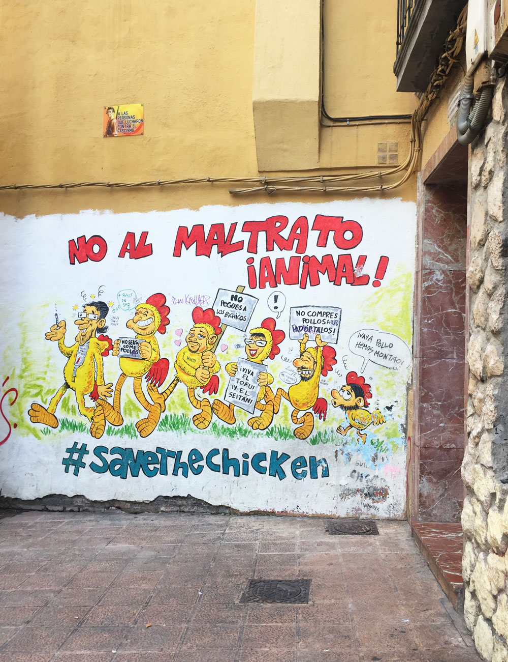 vegan street art in Zaragoza