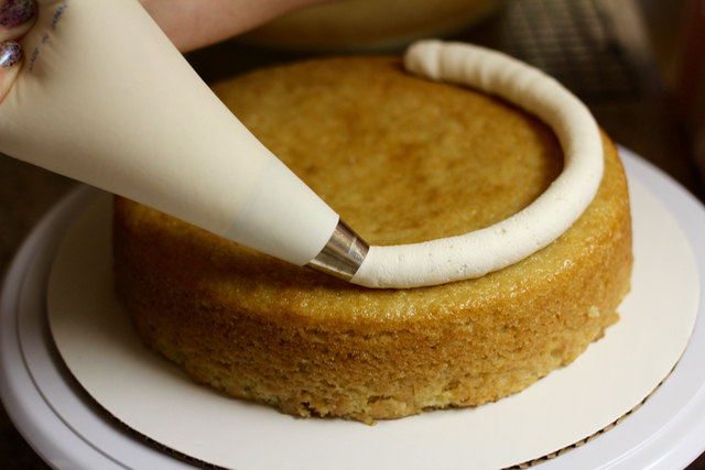 layering cake with strawberry lemonade preserves