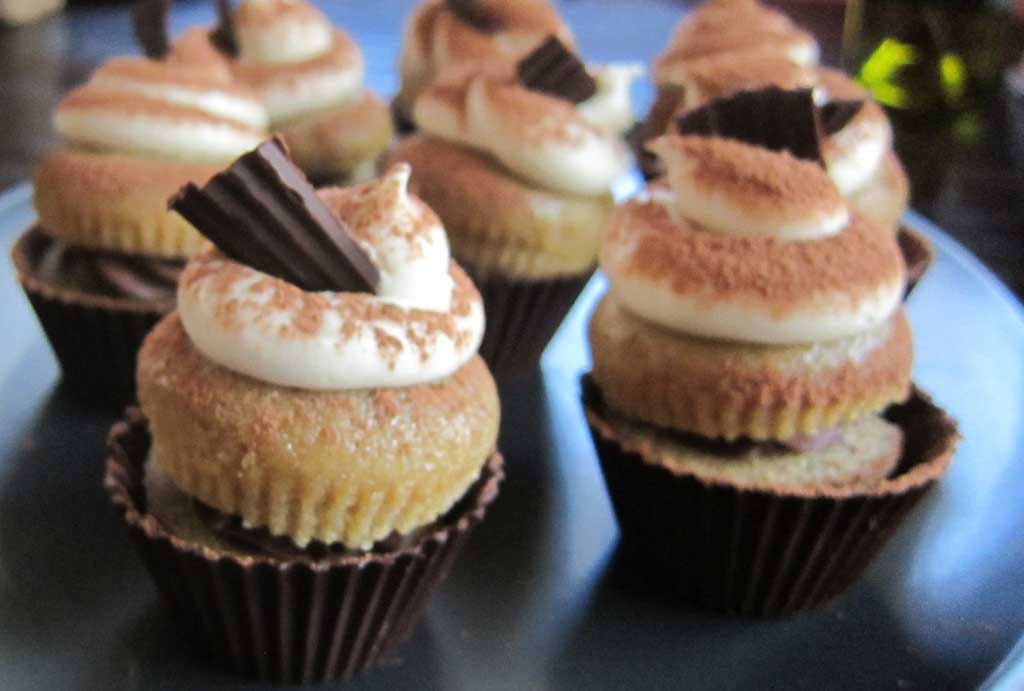 vegan tiramisu cupcake