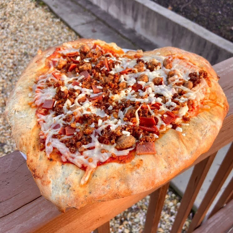 vegan heart shaped pizza